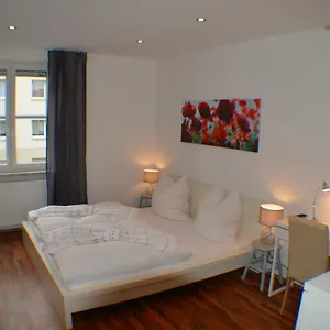 Avenzio Apartment